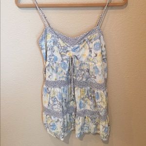 Cute American Eagle top